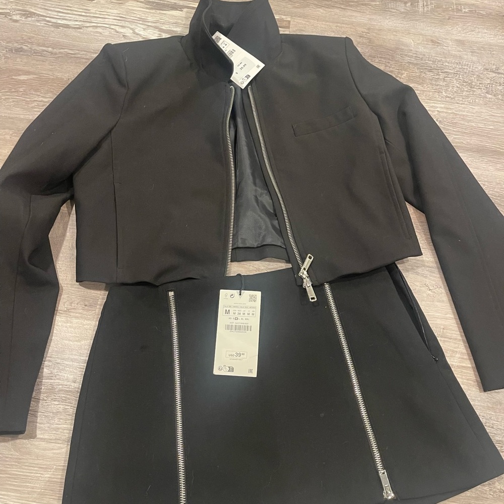 Zara suit, jacket and skirt. Bnwt